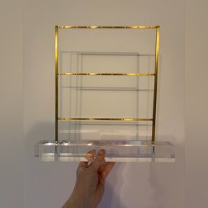 Kendra Scott Gold and Clear Earring Shelf